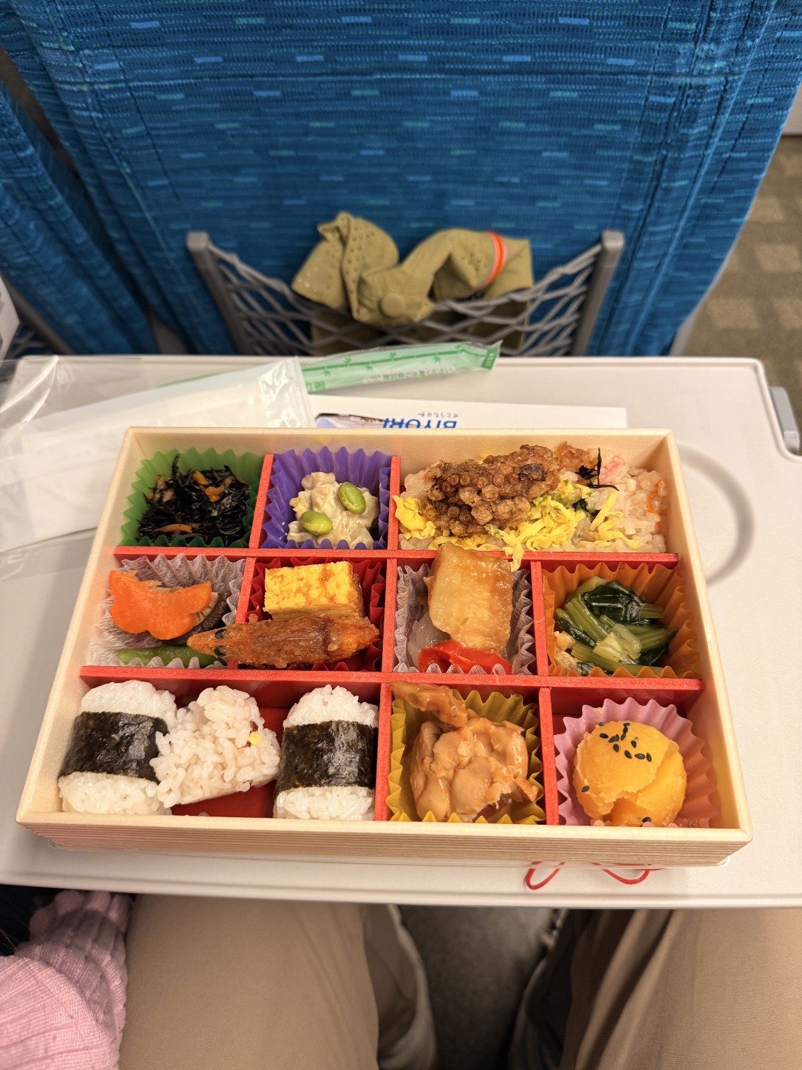 Book the Fuji side, then choose your train lunch